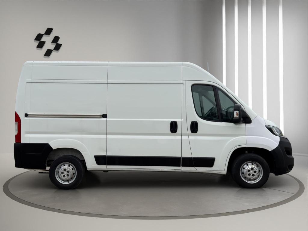 Citroen Jumper 30 2.2 bluehdi 140 l2h2 club airco camera