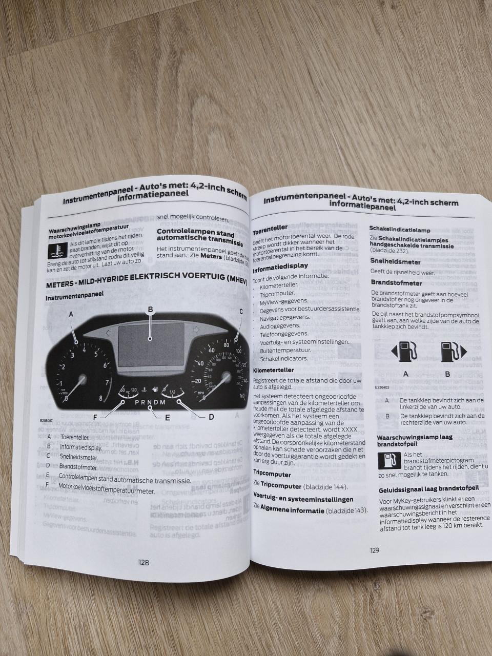 Instructieboekje ford Puma