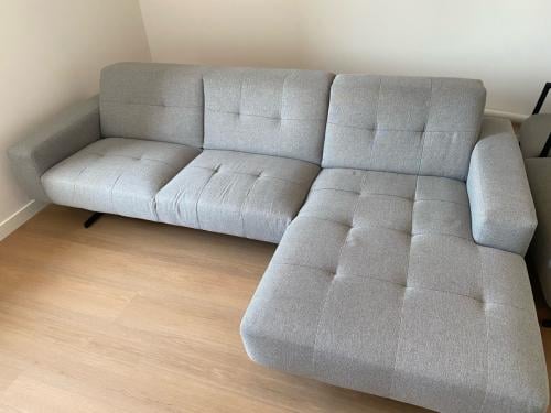 Montel bank inclusief poef en fauteuil