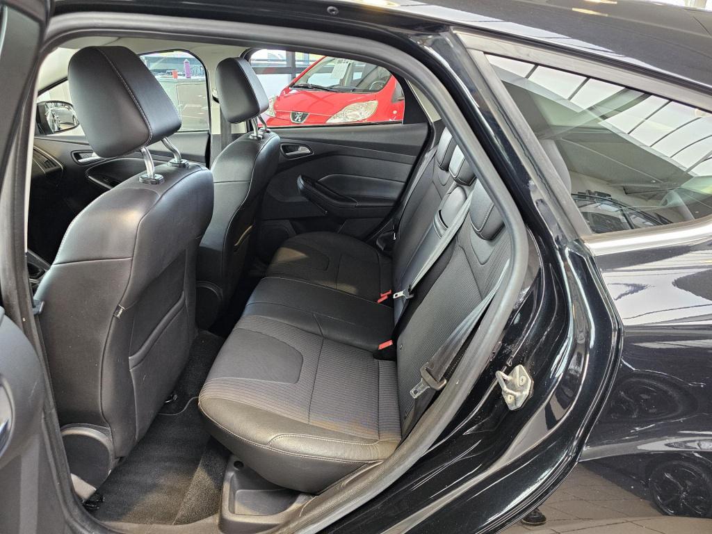 Ford Focus 1.6 ecoboost titanium