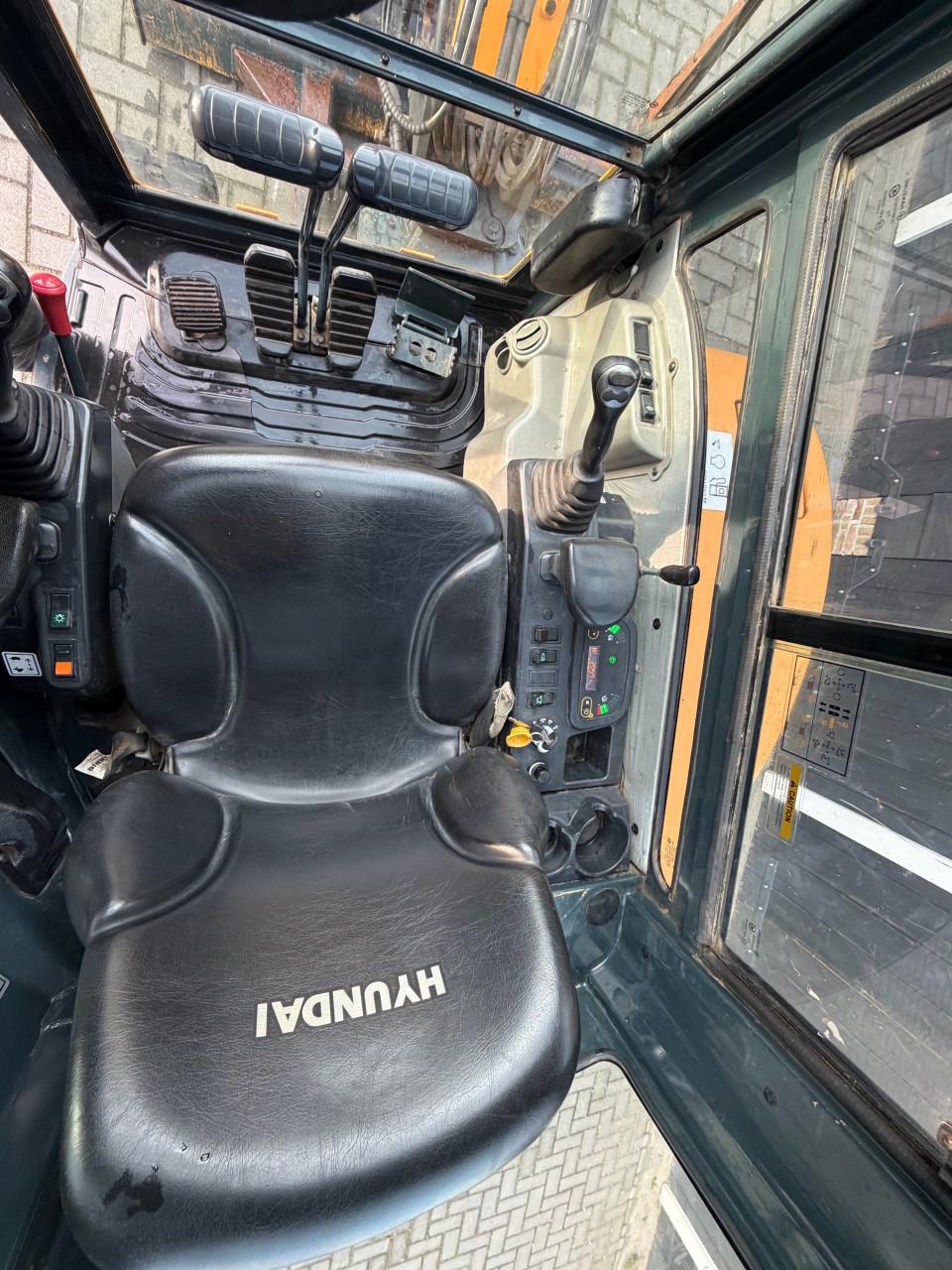 Hyundai ROBEX25Z- 9AK