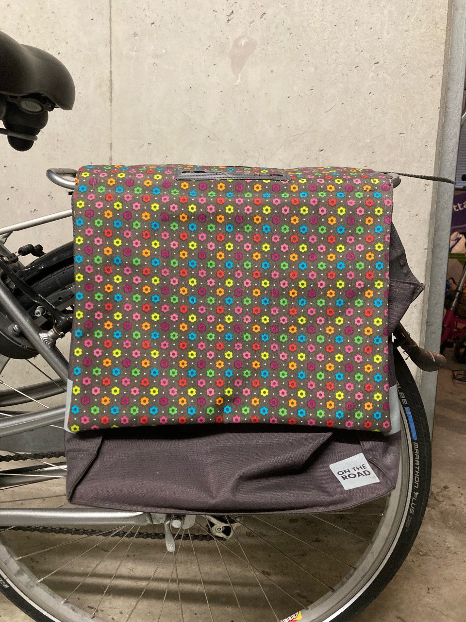 Fietstas bloemen