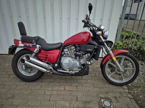 Honda Supermagna VF700