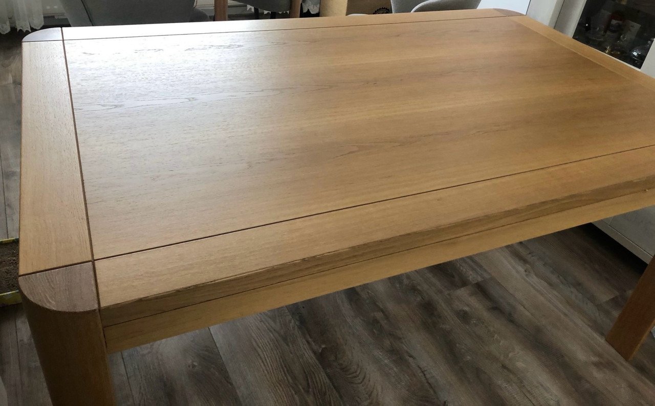 Eiken eettafel