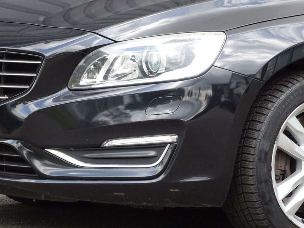 Volvo V60 2.4 d6 awd plug-in hybrid summum | xenon | leder | memory | pdc