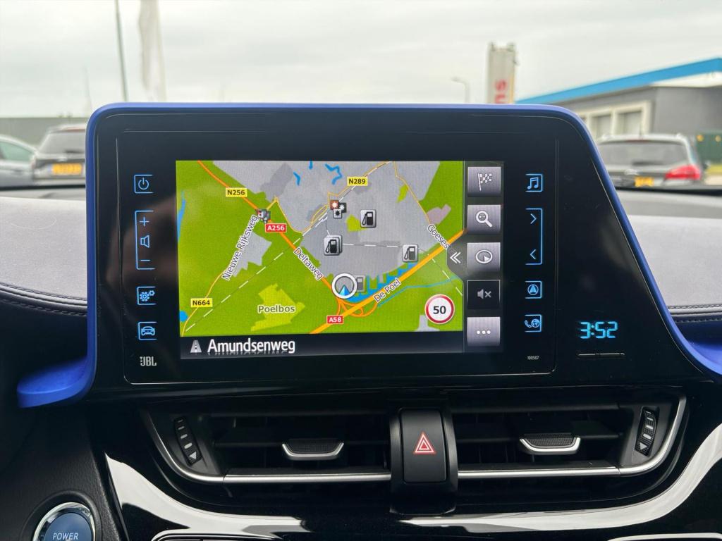 Toyota C-hr 1.8 hybrid 122pk executive, stoel en stuurverwarming