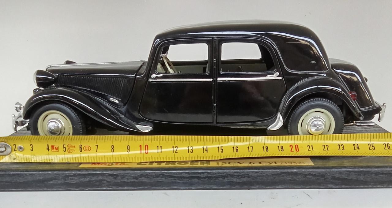 Model auto Citroën 15CV 6cyl metaal
