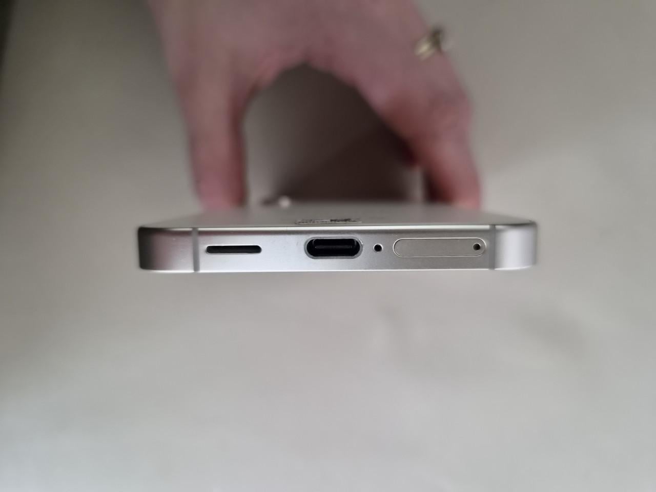 Samsung S24 - Amber Yellow