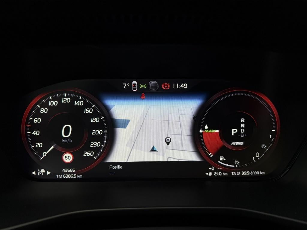 Volvo XC40 t5 262pk recharge ultra dark| full options !