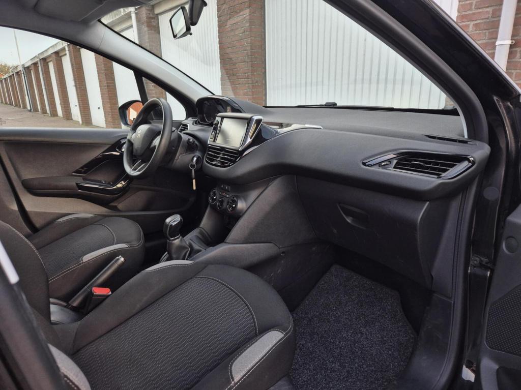 Peugeot 208 1.2 vti active