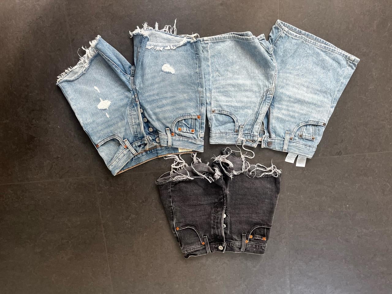 3 levi’s strauss shorts