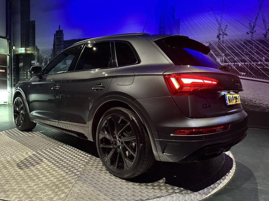 Audi Q5 55 tfsi e quattro competition *luchtvering*hud*pano*b&o*