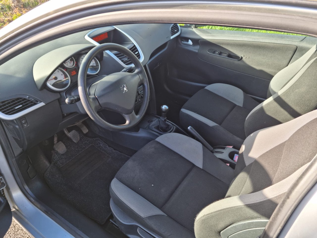 Peugeot 207 1.4i bouwjaar 2007 133.000km