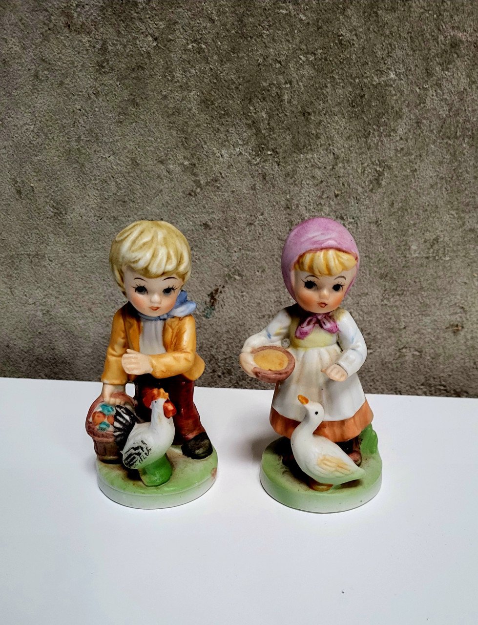 Hans en grietje porselein beeldjes