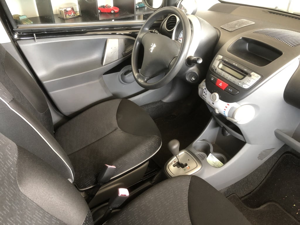 Peugeot 107 1.0-12v xs automaat