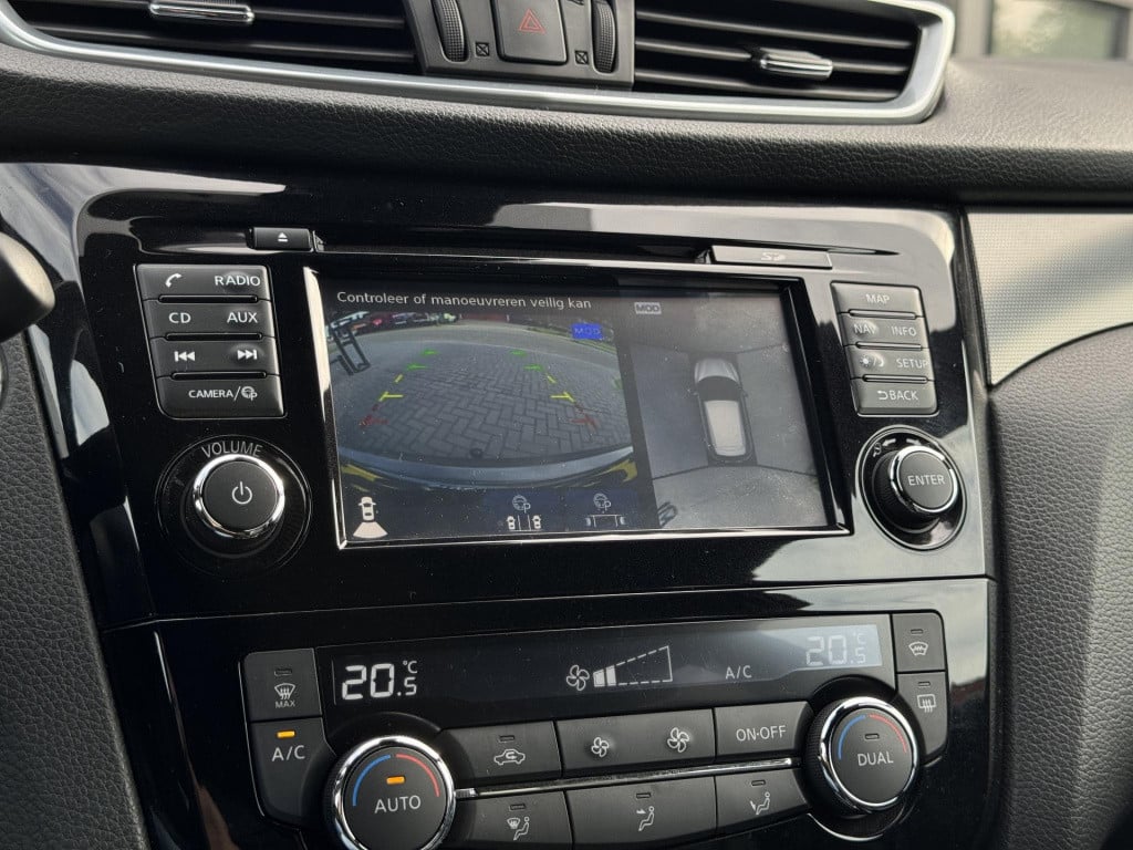 Nissan Qashqai 1.2 tekna + automaat, trekhaak + meest luxe uitvoering!