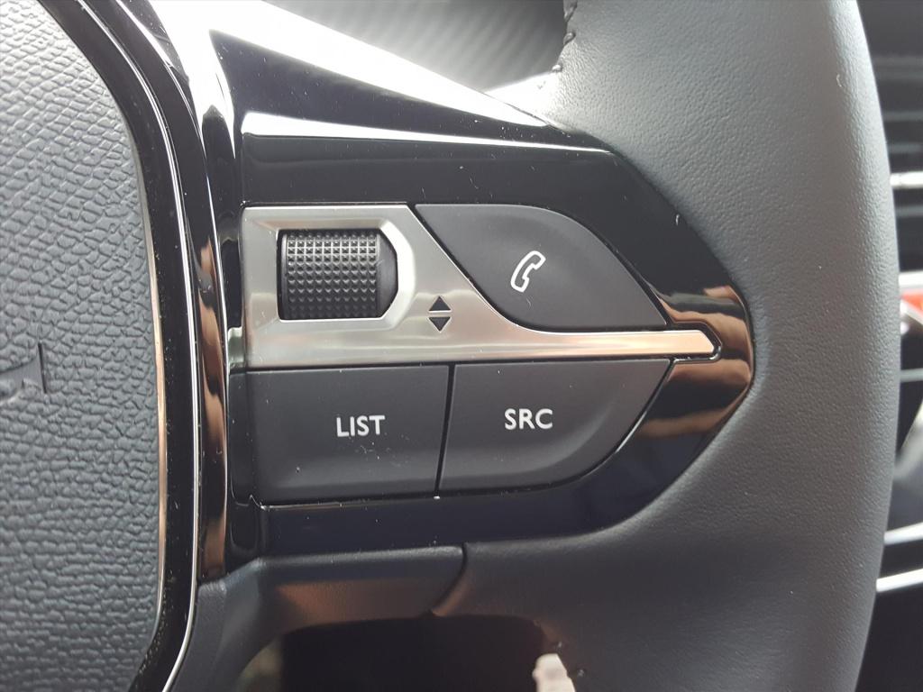Peugeot 208 allure 1.2-100pk apple carplay & android auto | navi | cruise &