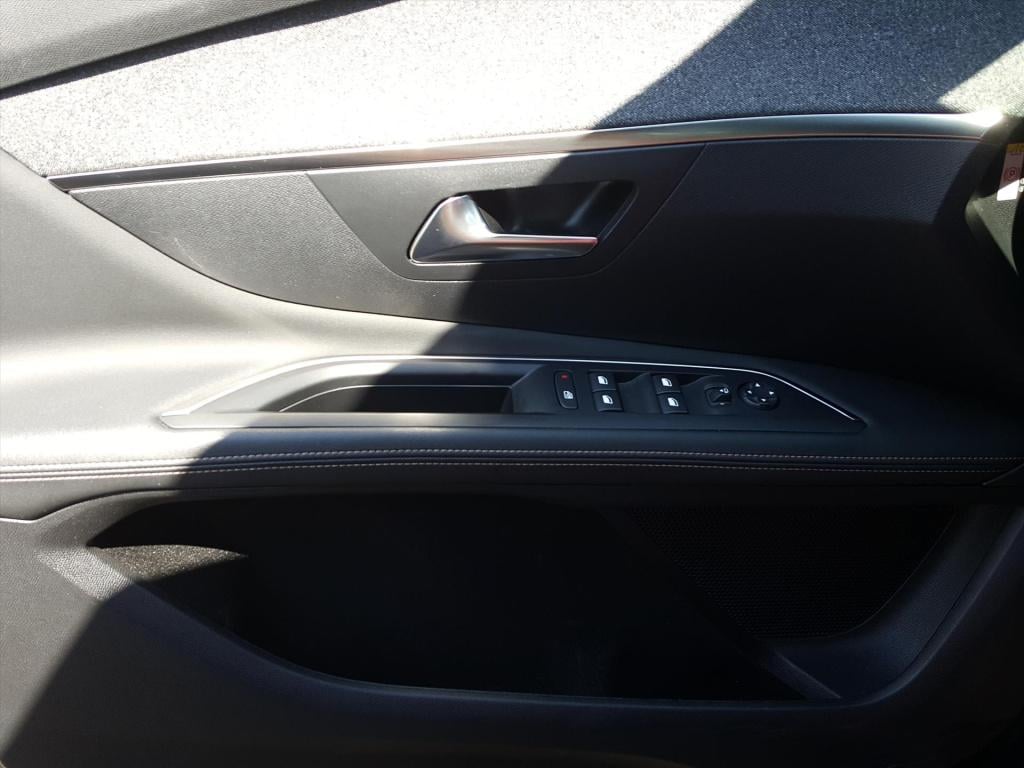 Peugeot 3008 1.2 130pk s&s gt-line trekhaak afneembaar | apple carplay & an