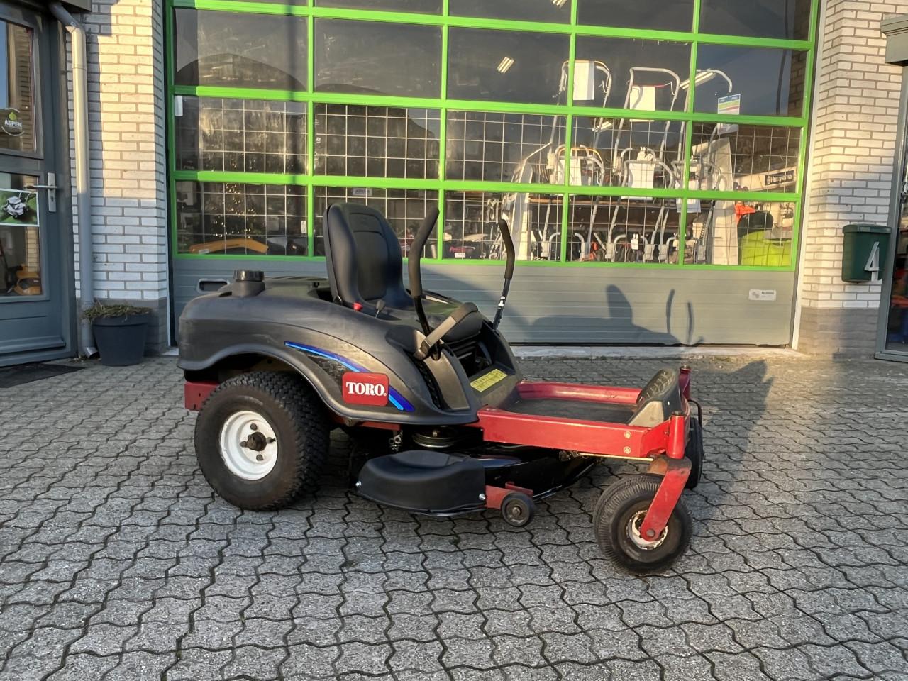 Toro zero turn zitmaaier