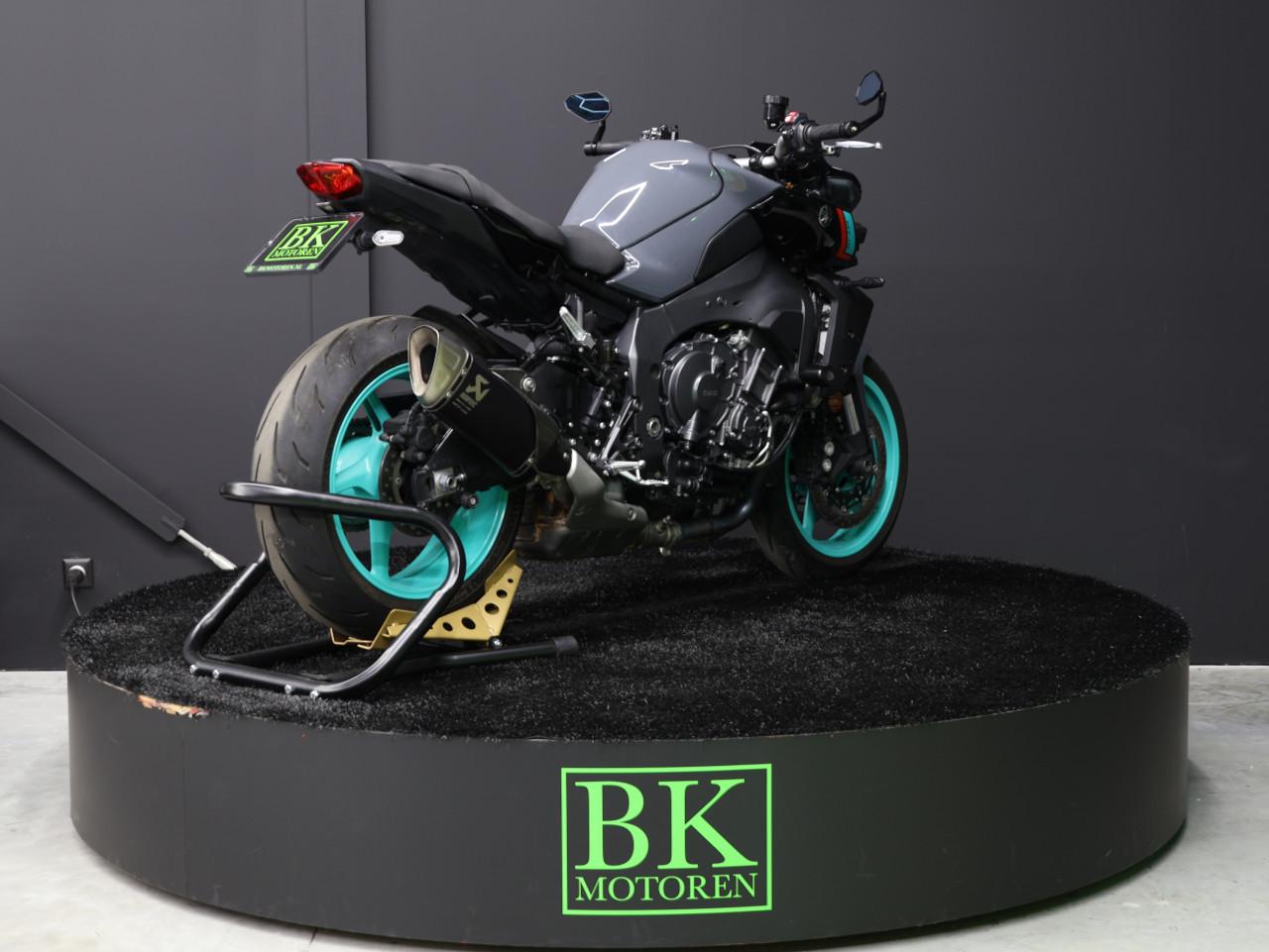 MT 10 ABS | Akrapovic