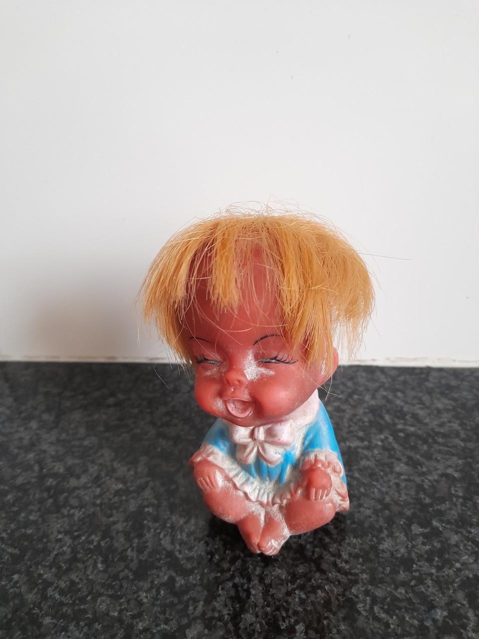 Vintage Rubberen Piepbeestje ( in goede staat )