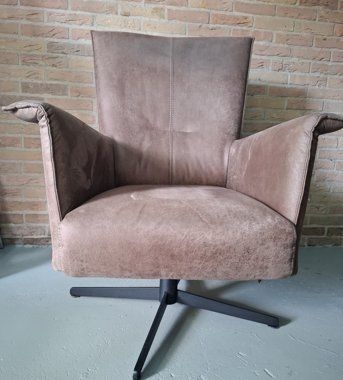 Henders en Hazel fauteuil met hocker