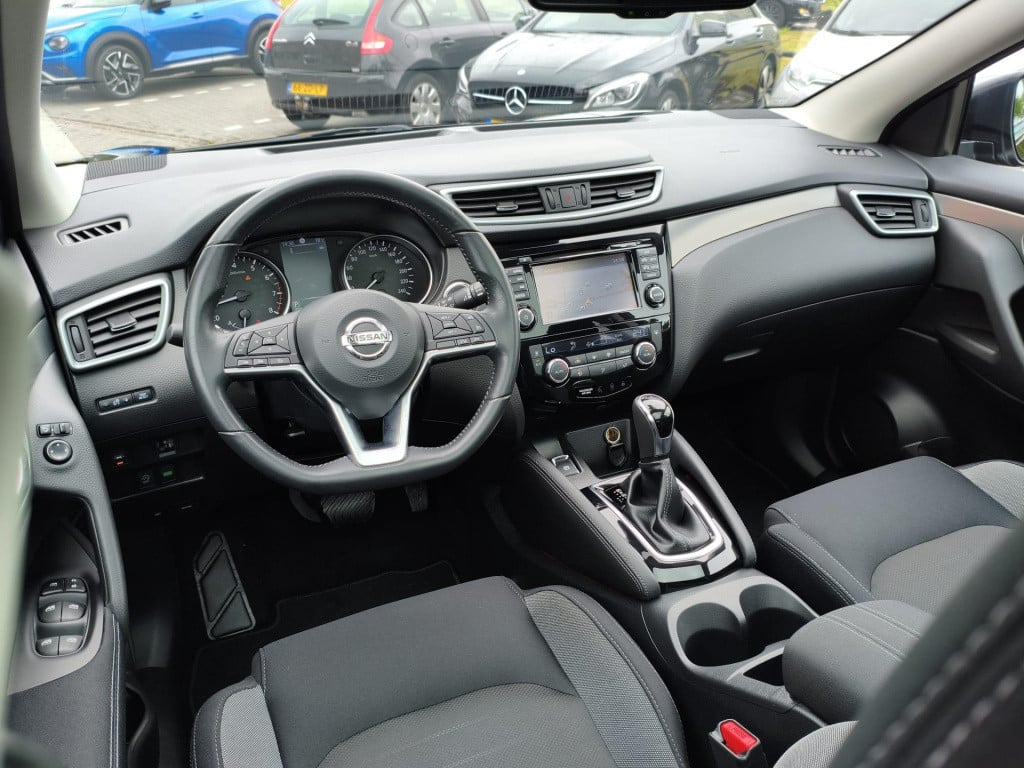 Nissan Qashqai 1.2 n-connecta