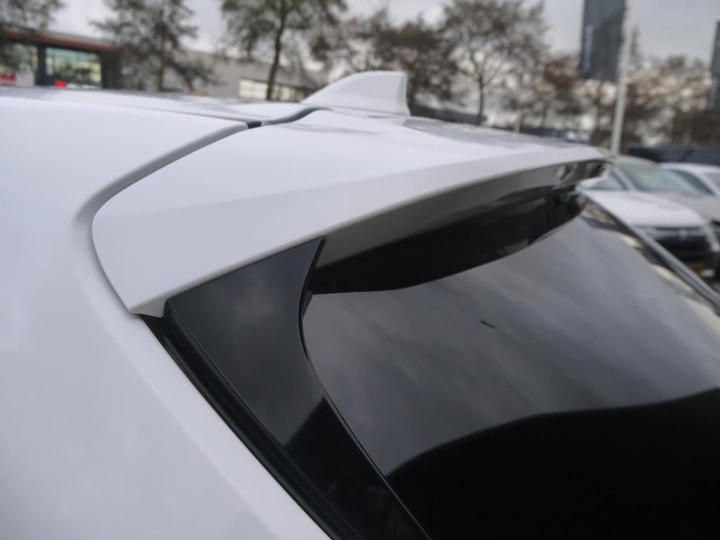 Toyota Corolla 1.8 hybrid dynamic|rijklaar