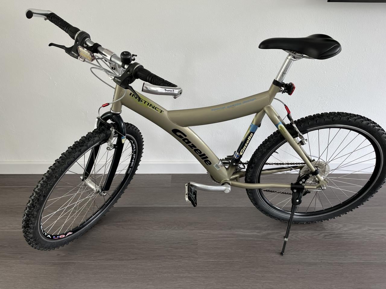 Mountainbike in nieuwstaat