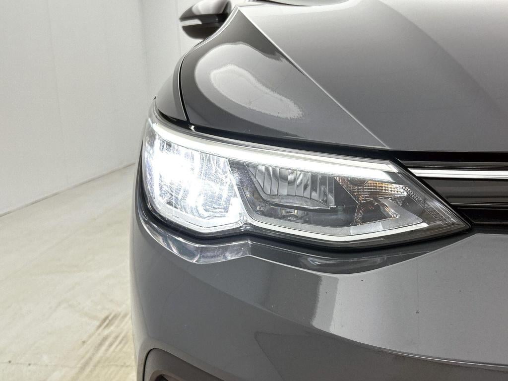Volkswagen Golf 1.0 tsi life | navigatie | apple carplay / android auto | s