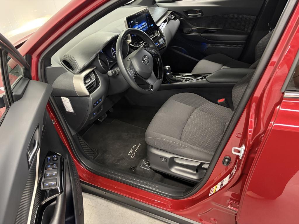 Toyota C-hr 1.8 hybrid style