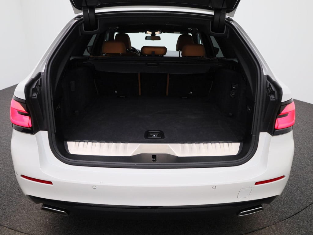 BMW 5 Serie touring 520e executive | automaat | leder | navigatie | apple c