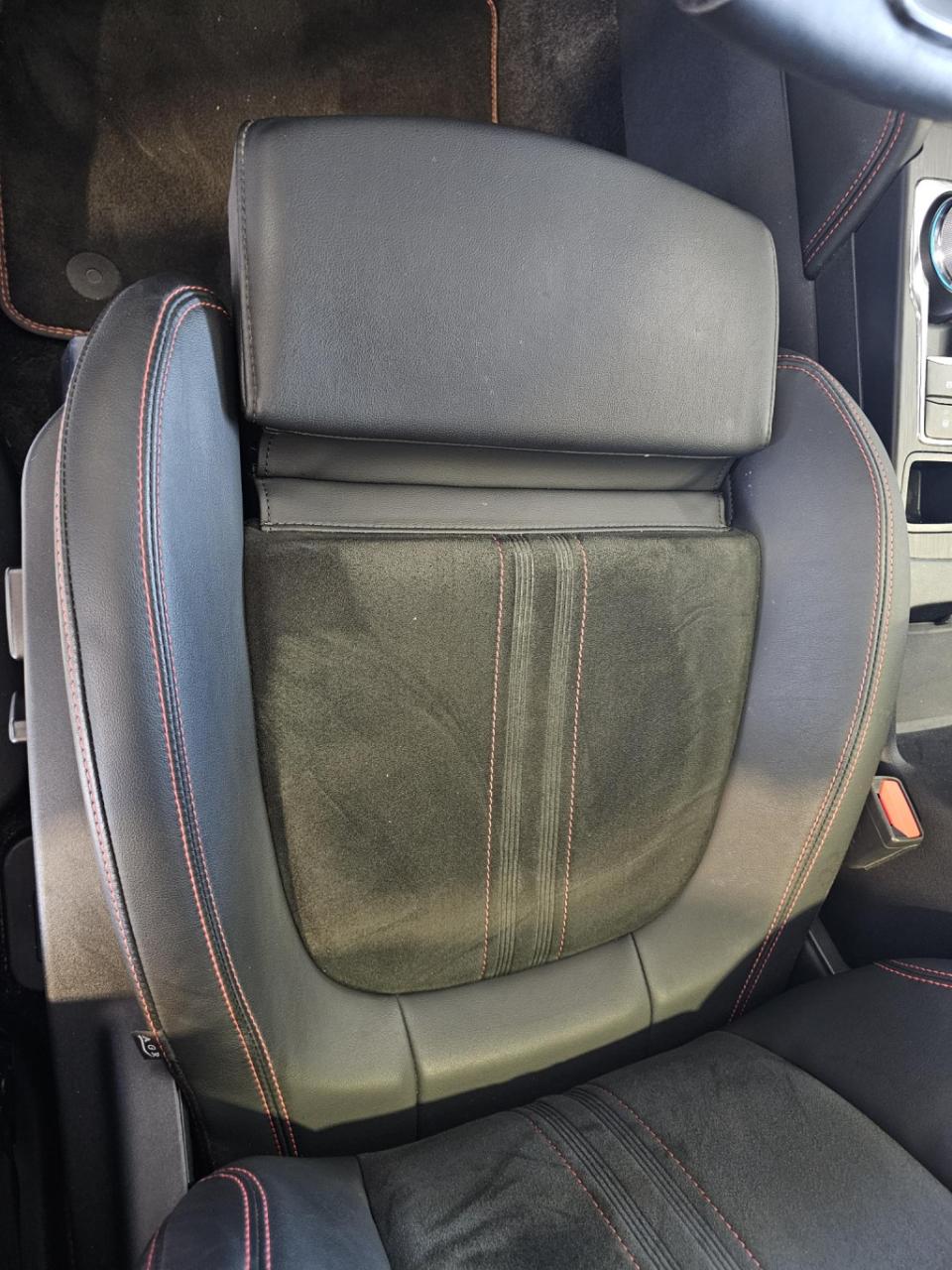 Ford Kuga st-line x 2.5 phev 243pk