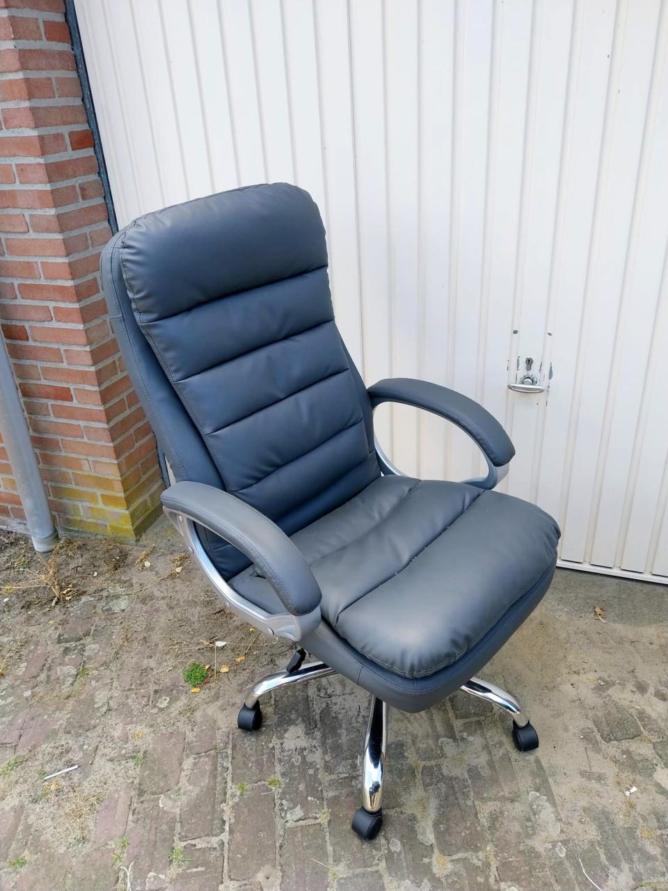 Bureau en Bureaustoel