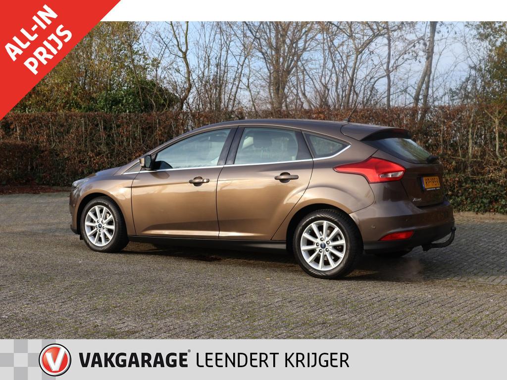 Ford Focus 1.0 titanium rijklaarprijs|bovaggarantie|trekhaak