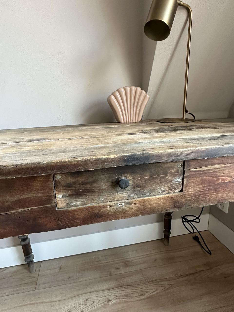 Uniek en oud bureau!