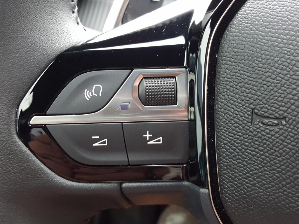 Peugeot 2008 1.2 hybrid 145pk e-dcs6 allure apple carplay & android auto | 