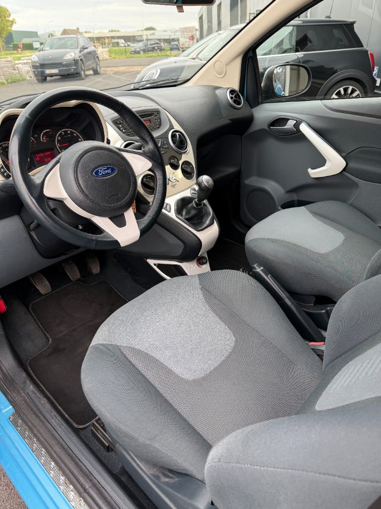 Ford KA 1.2 - titanium x - airco