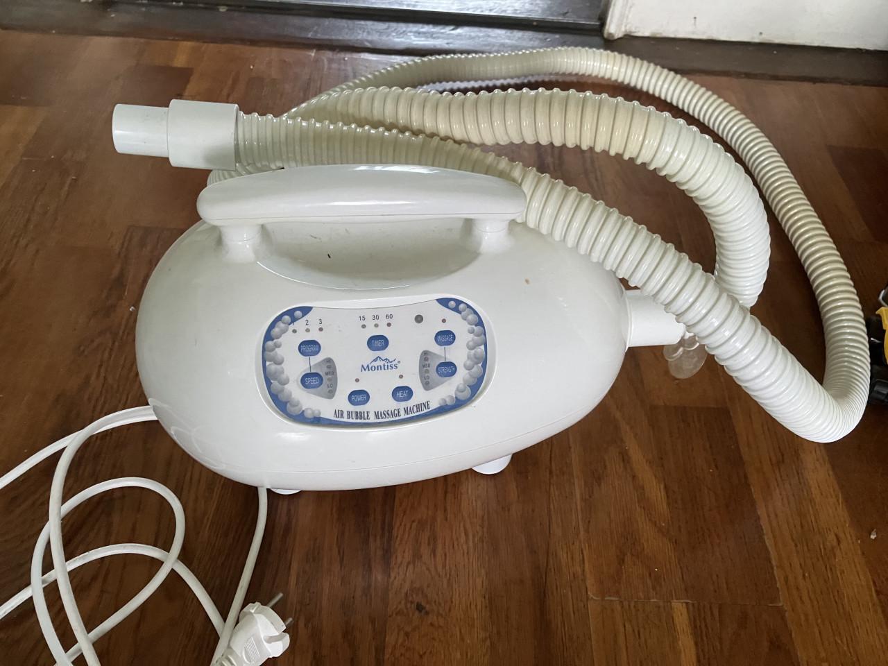 Montiss Bubbel Bad, Massage in eigen bad