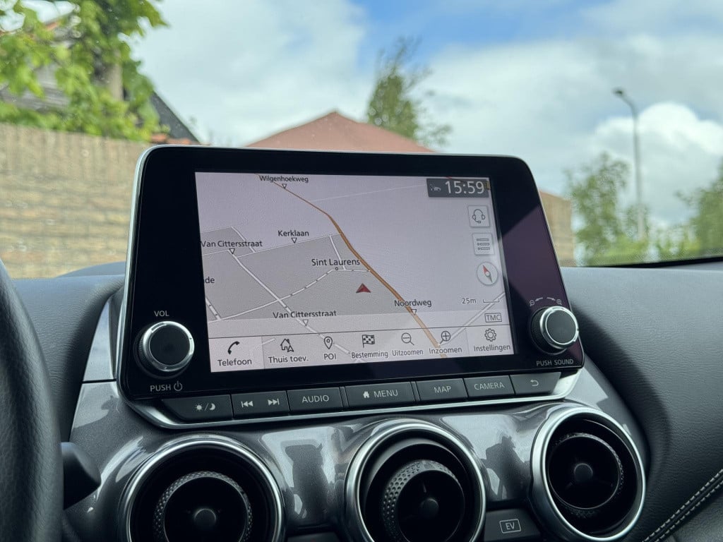 Nissan Juke 1.6 hybrid n-connecta parking pack