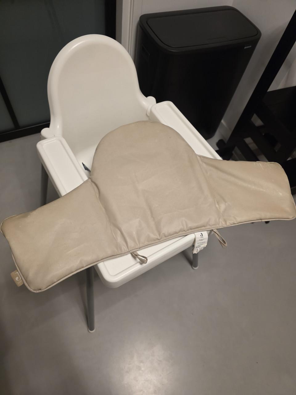 IKEA Antilop kinderstoel + Jollein kussentje