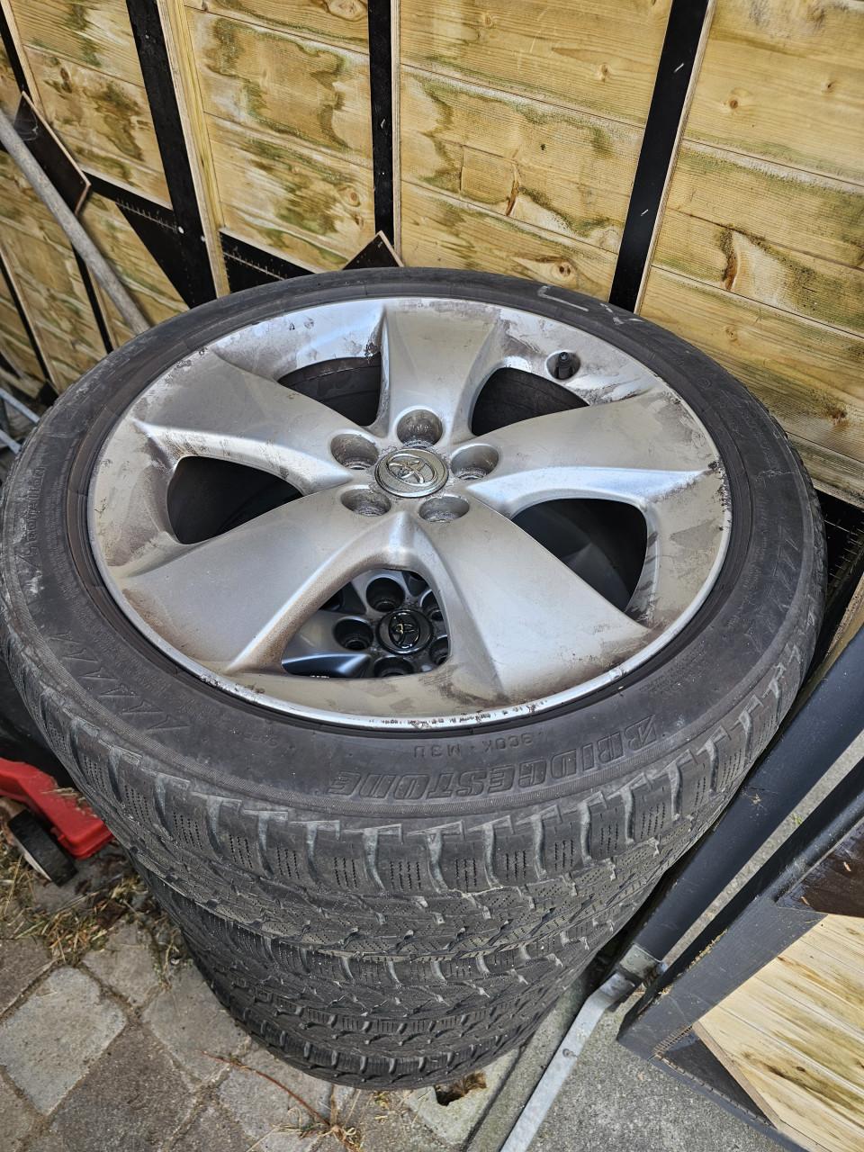 Winterbanden Toyota Prius op velg