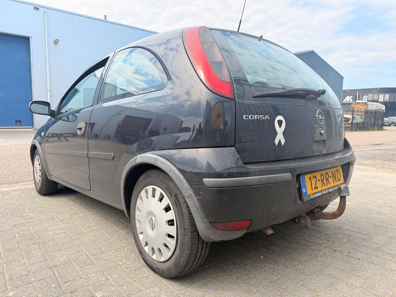 Opel Corsa 1.2-16V Rhythm Goede Auto Lange APK!
