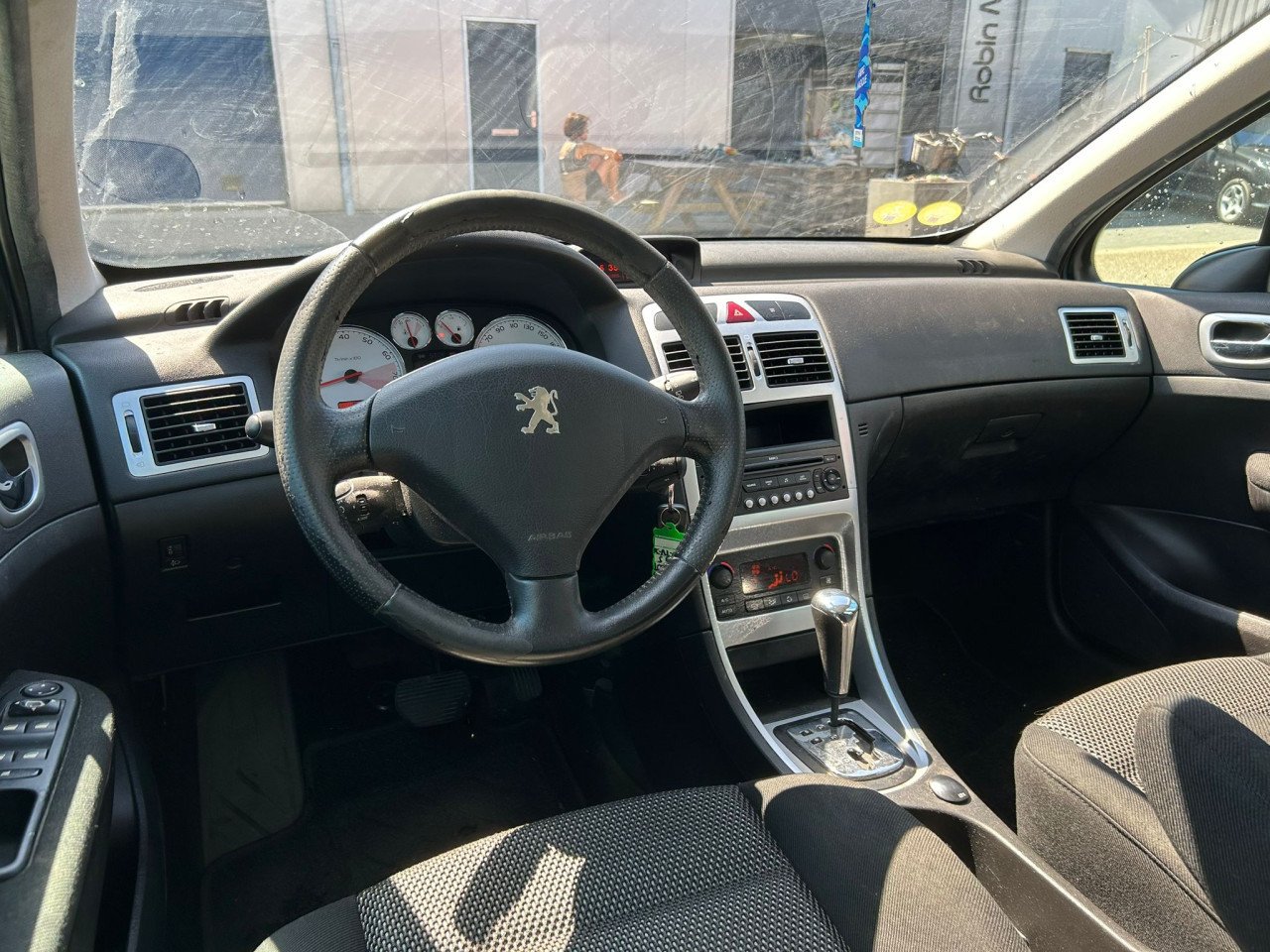 Peugeot 307 SW 2.0-16V Pack Automaat Panorama Dak Uit te breiden naar 7zit!