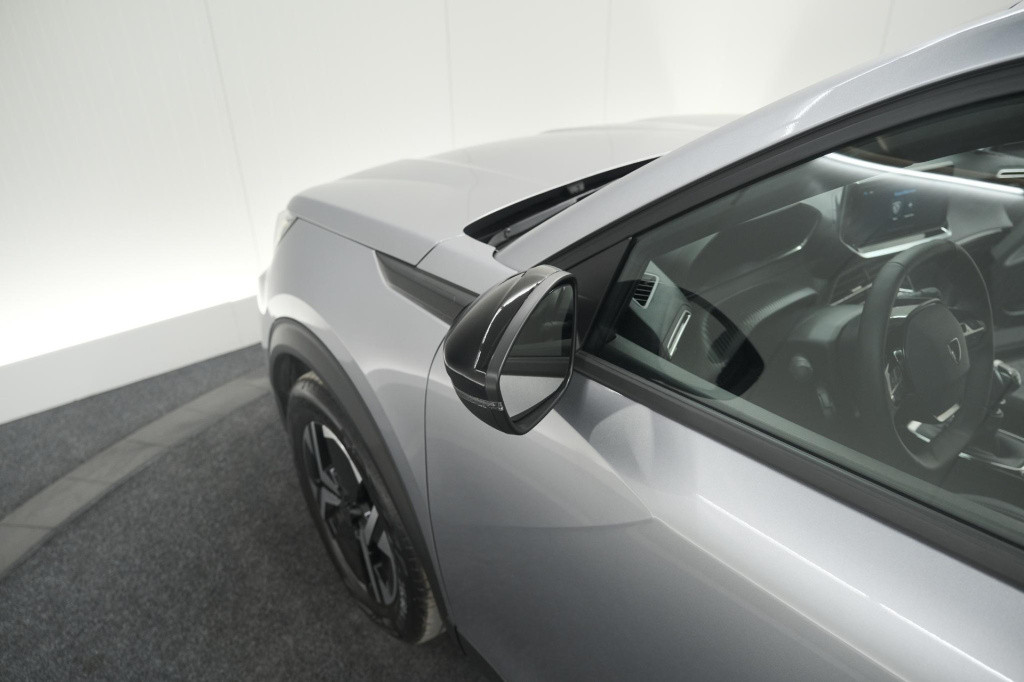 Peugeot 2008 puretech 100 allure | camera | navigatie | apple carplay | par