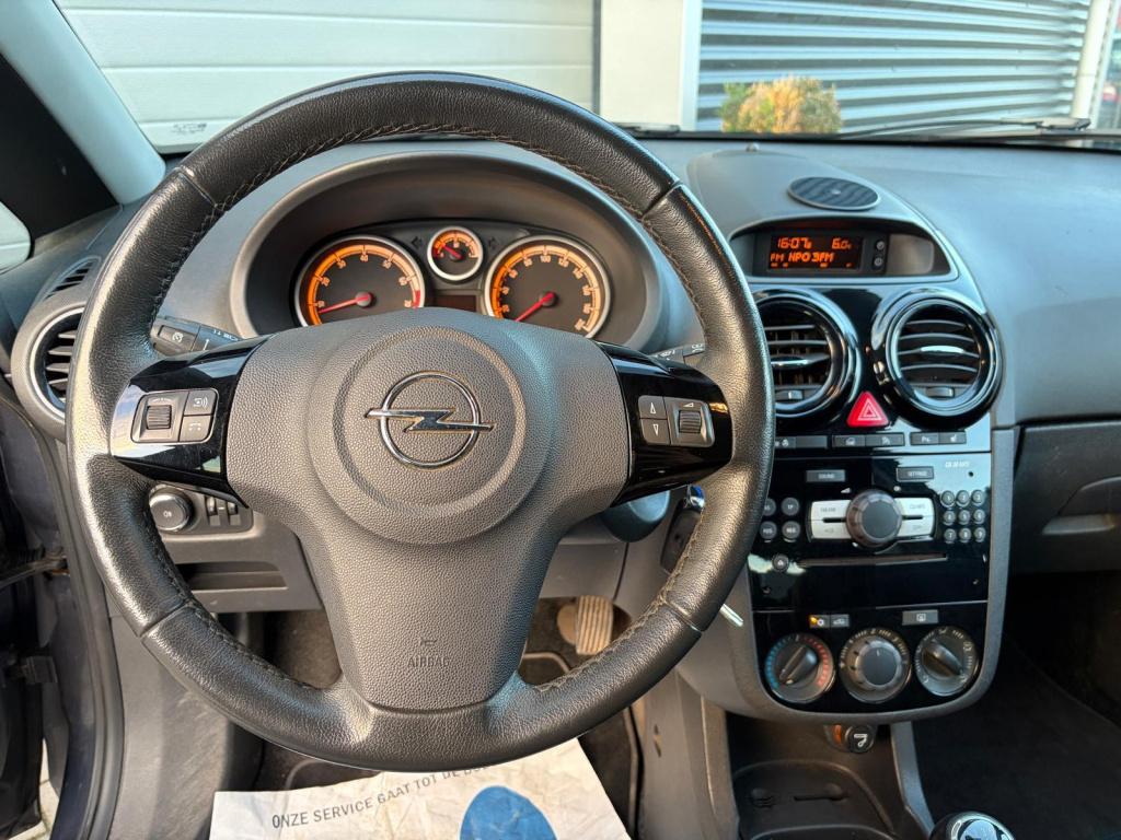 Opel Corsa 1.4-16v '111' edition