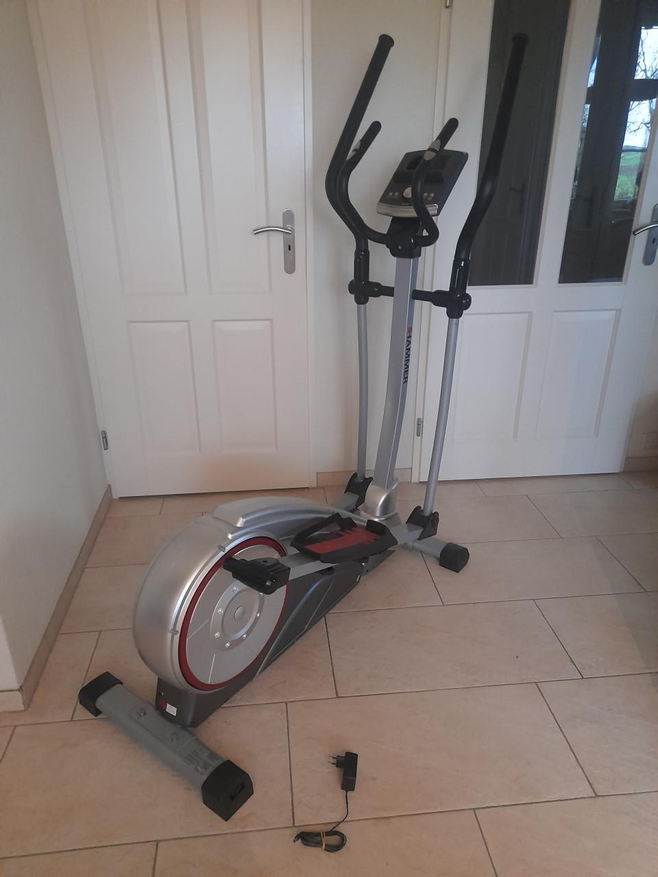 Hammer Crosslife BT Crosstrainer - met Bluetooth z.g.a.n. In prima staat.