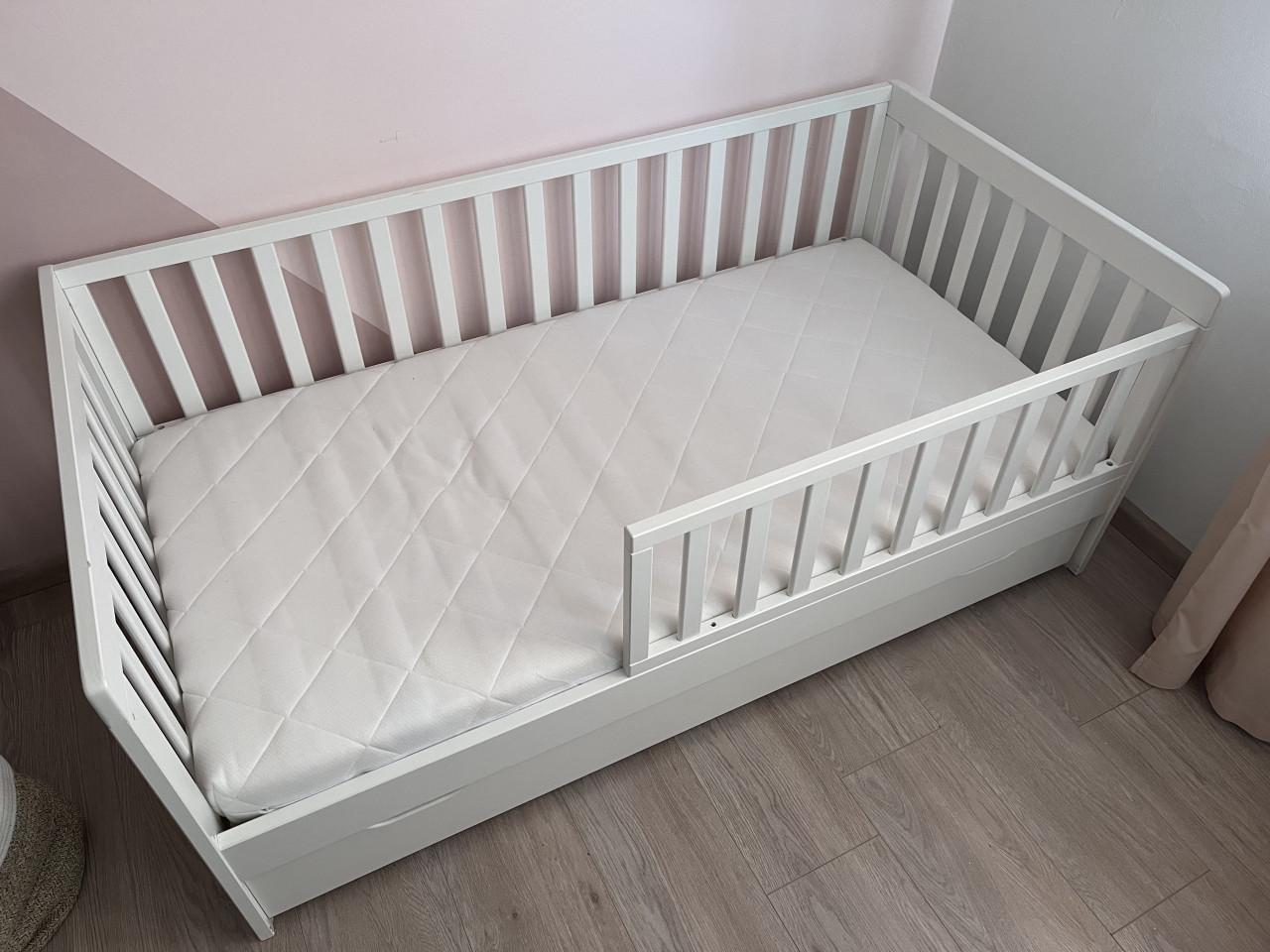 Peuterbed Petit Amélie