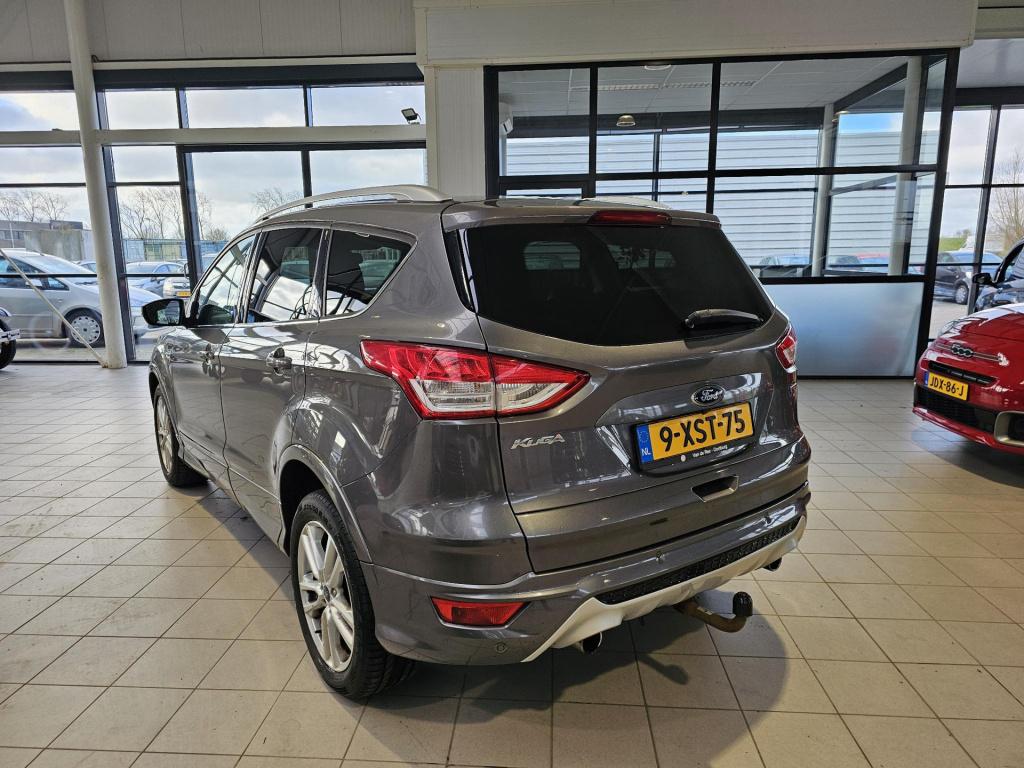 Ford Kuga 1.6 titanium plus