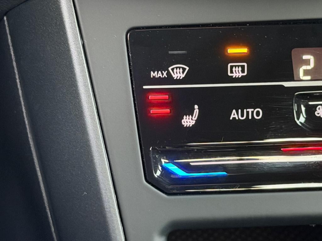 Volkswagen Polo 1.0 tsi dsg r-line | led gril | iq light | camera | stoelve